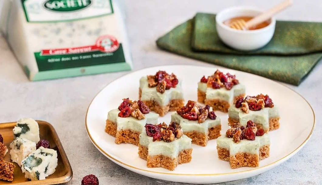 Canapés au Roquefort © Roquefort Société